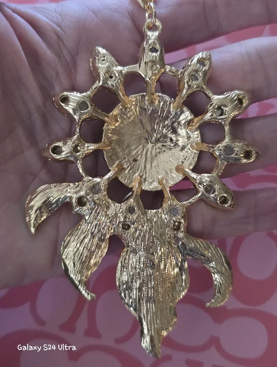 Beautiful Flower Bag Charm/ Keychain NEW - Picture 15 of 15